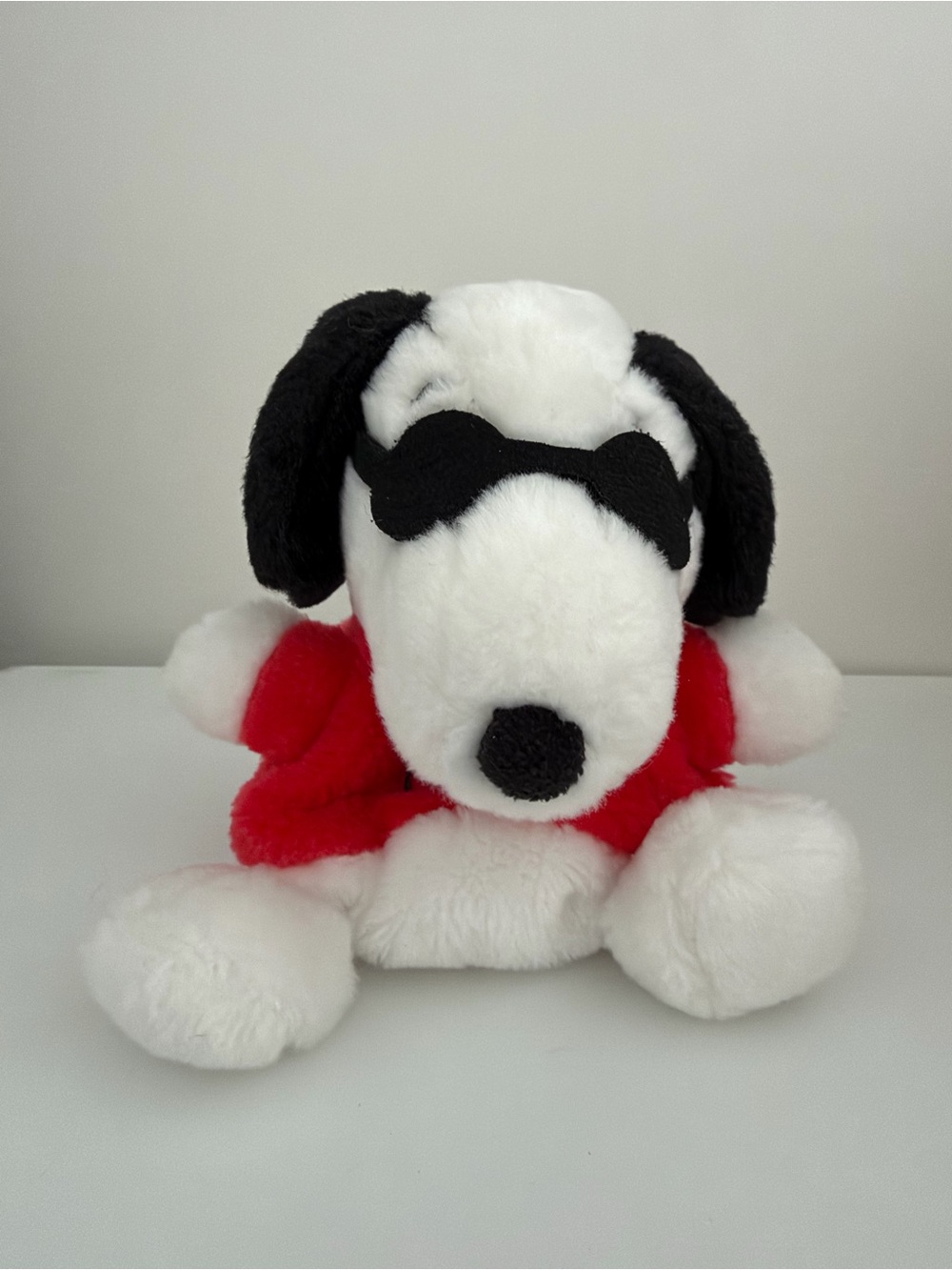 Peanuts Aurora Palm Pals Snoopy Joe Cool Plush